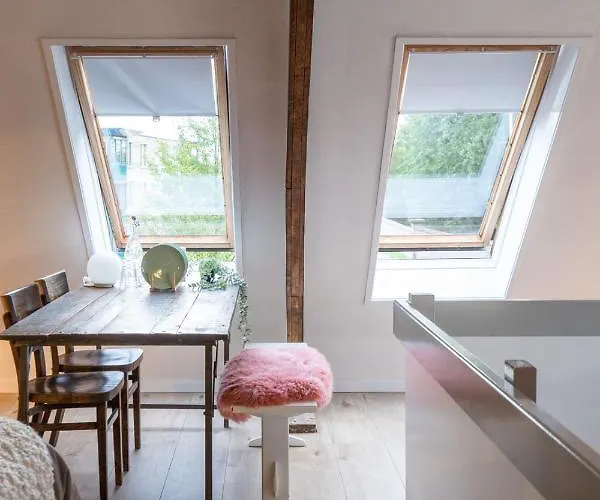 Bed & Breakfast Aan De Koningsmuur 3*